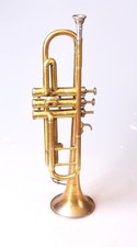 Trompete  Blasinstrument -